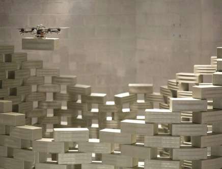 04 Flight Assembled Architecture by Gramazio & Kohler and Raffaello DAndrea in cooperation with ETH Zurich image copyright francoislauginie (2)