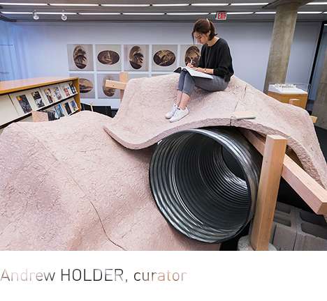Andrew HOLDER, curator, "The Kid Gets out of the Picture." Andrew HOLDER, curator, "The Kid Gets out of the Picture."